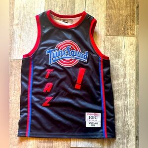 Headgear Classics TuneSquad Taz kids youth medium jersey